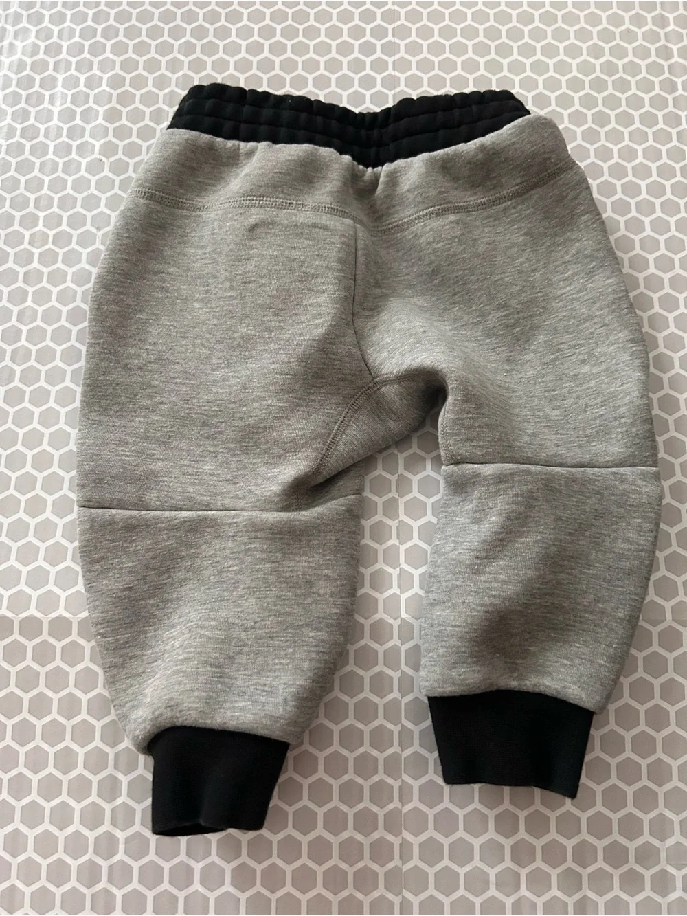 Nike Kids Gray and Black Fleece Joggers Size 2T